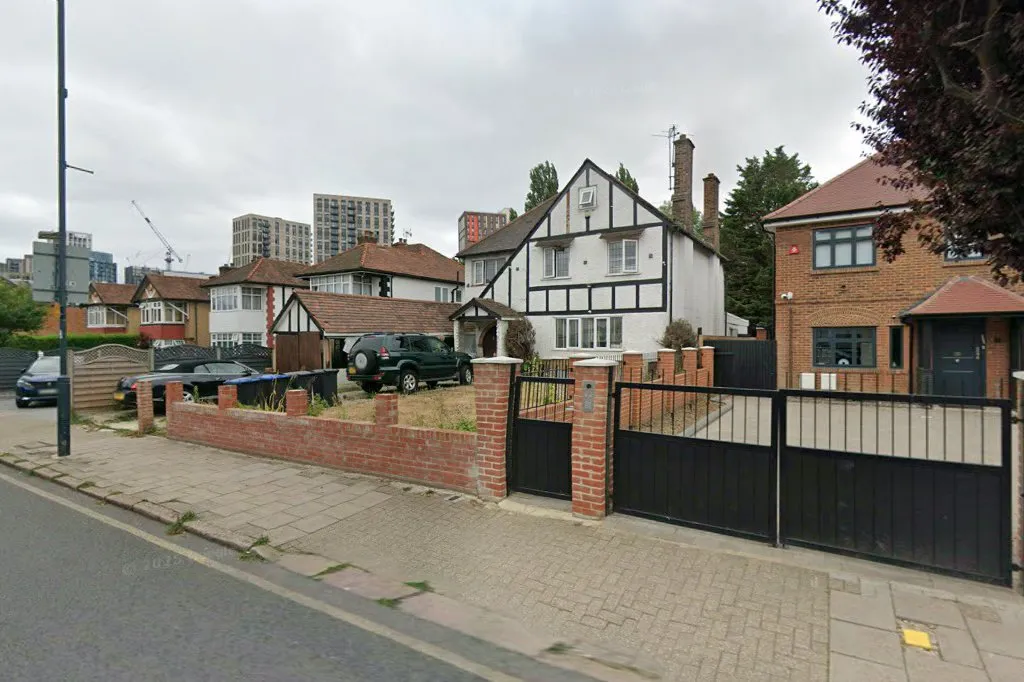 Wembley United Synagogue — foto 3