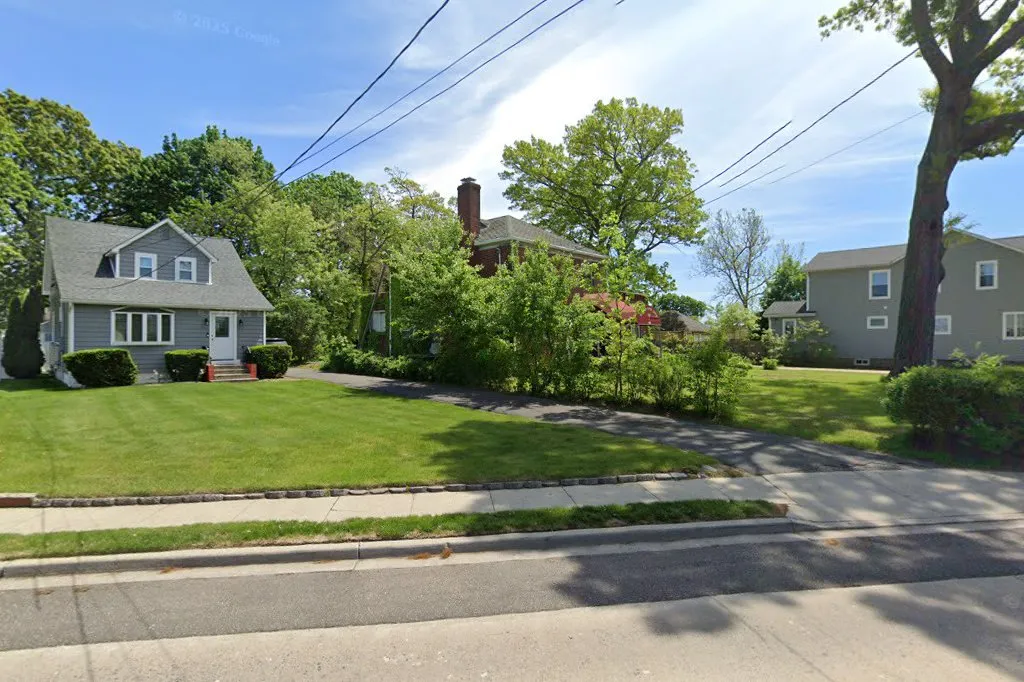 West Hempstead Synagogue Zichron Kedoshim