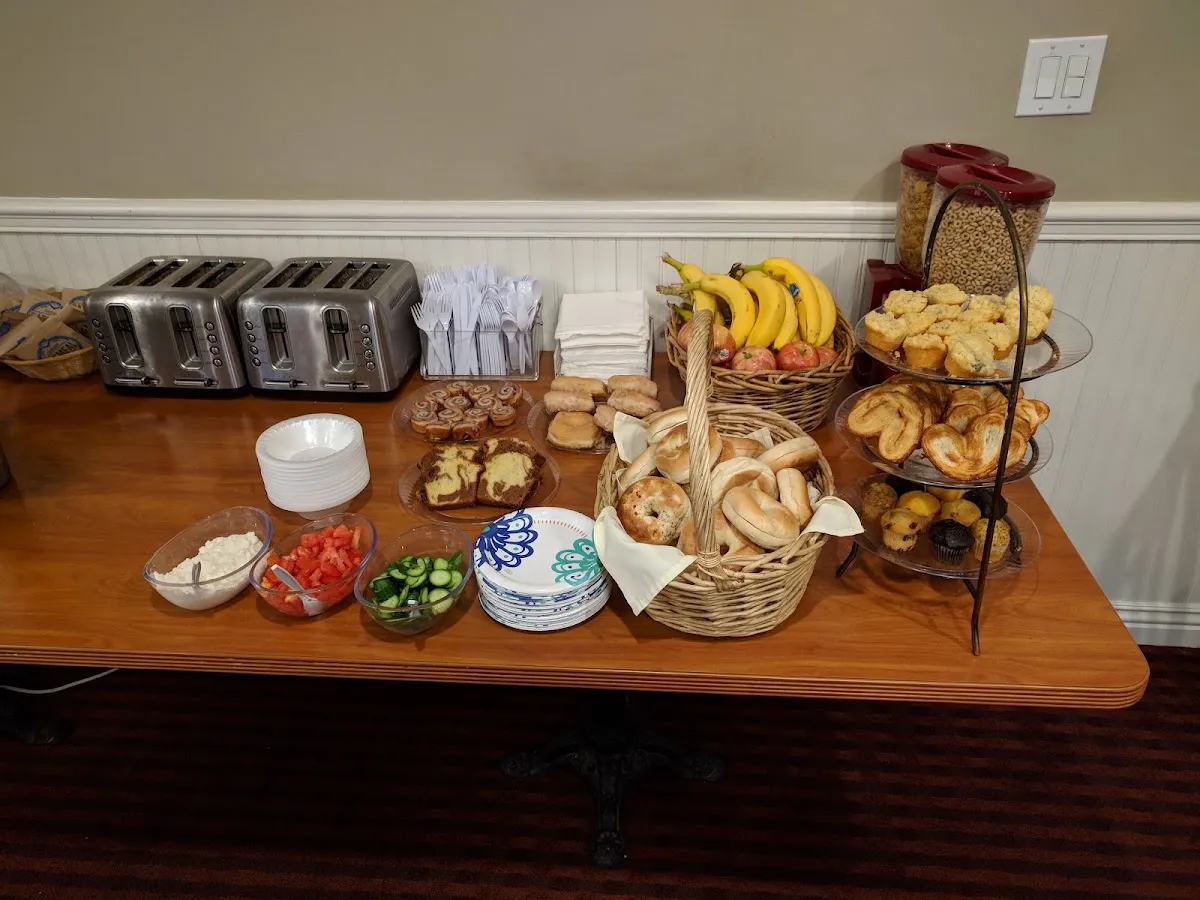 Wilshire Crest Hotel — photo 3