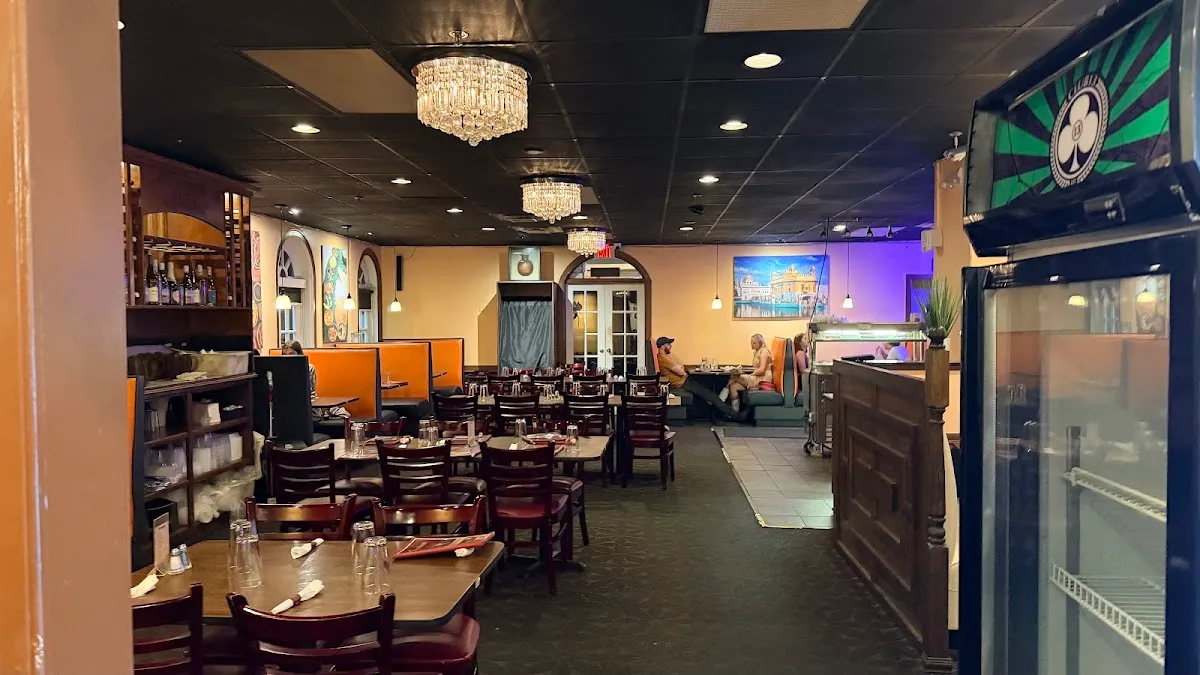 Woodlands Indian Vegetarian Cuisine — foto 6
