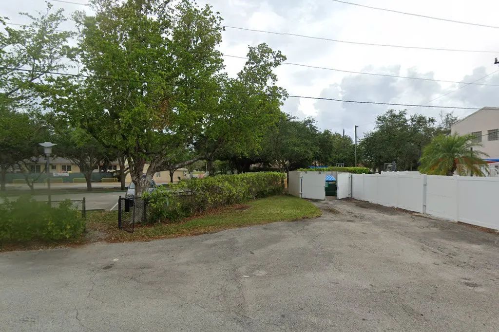 Yagdil Torah — foto 3