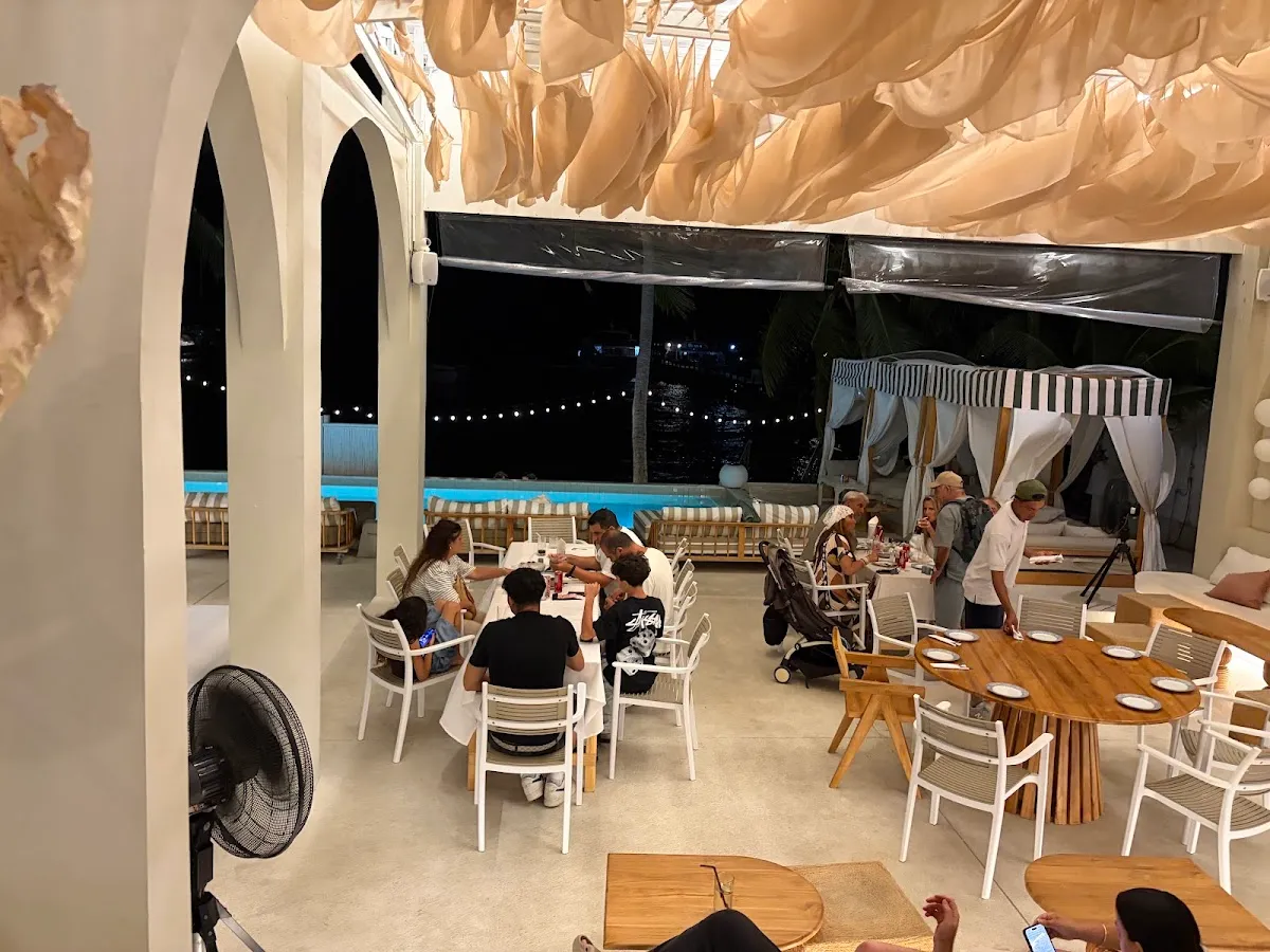 Yamas Fish Restaurant — foto 9