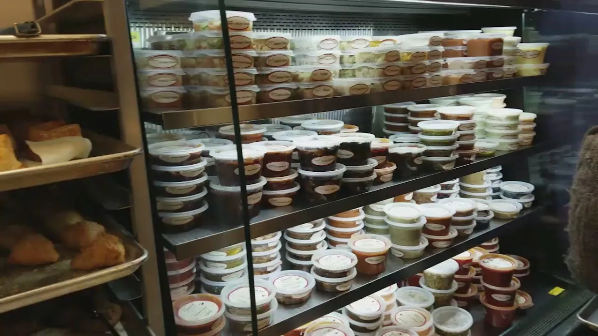 Yanay Dips & Salads — foto 2