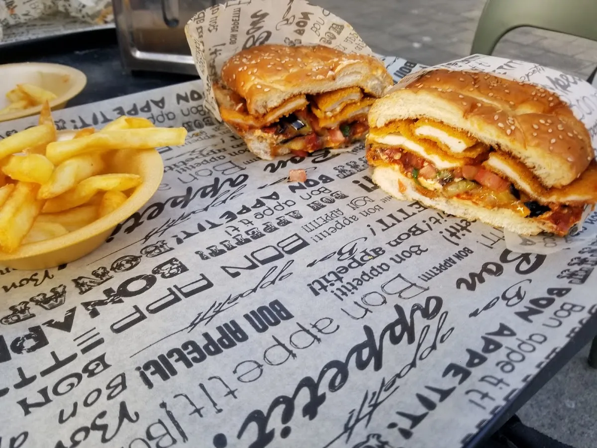 Yankele Baguette — foto 4