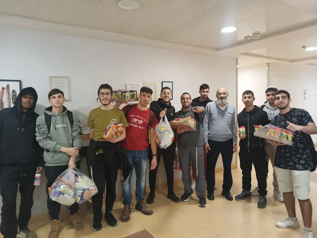 Ye'adim Yeshiva High School — foto 4