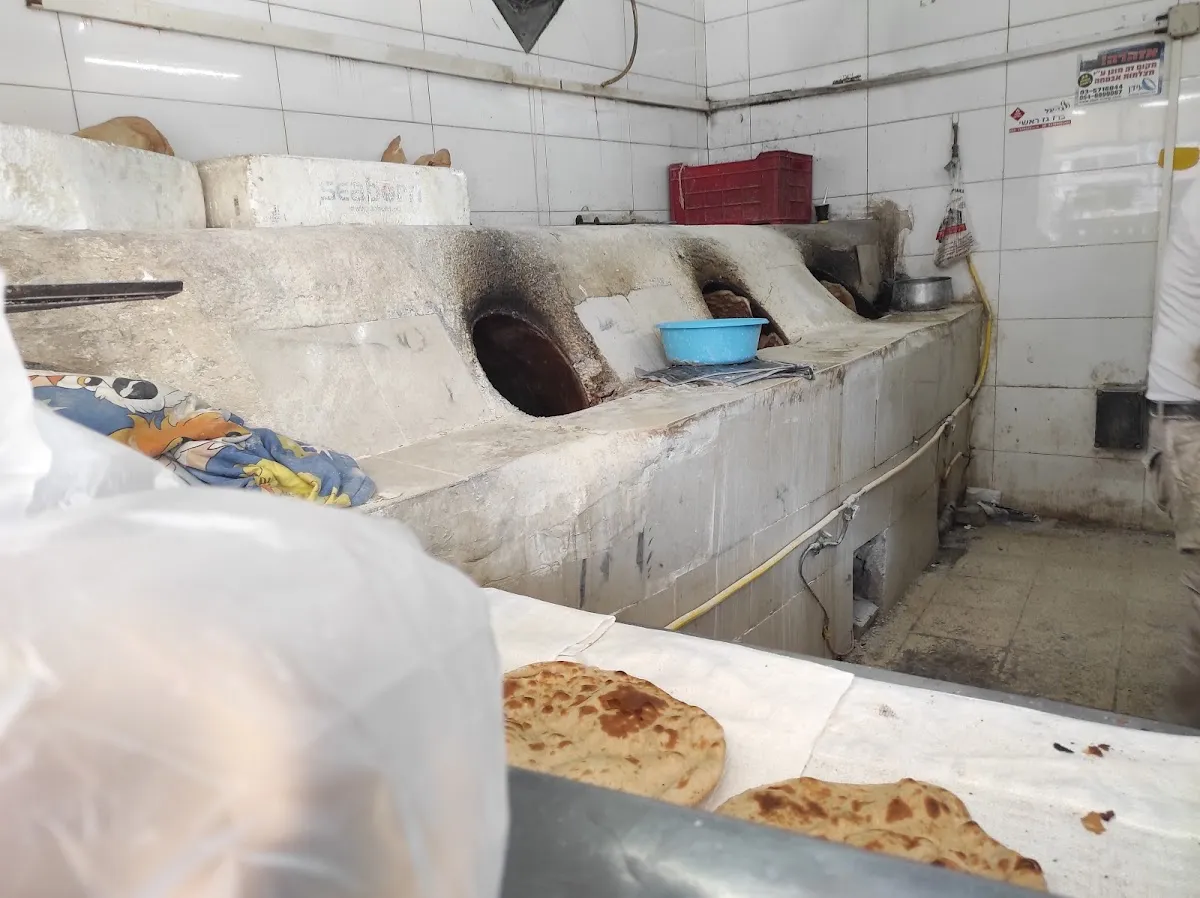 Yechezkel Cohen uVanav Bakery — photo 6