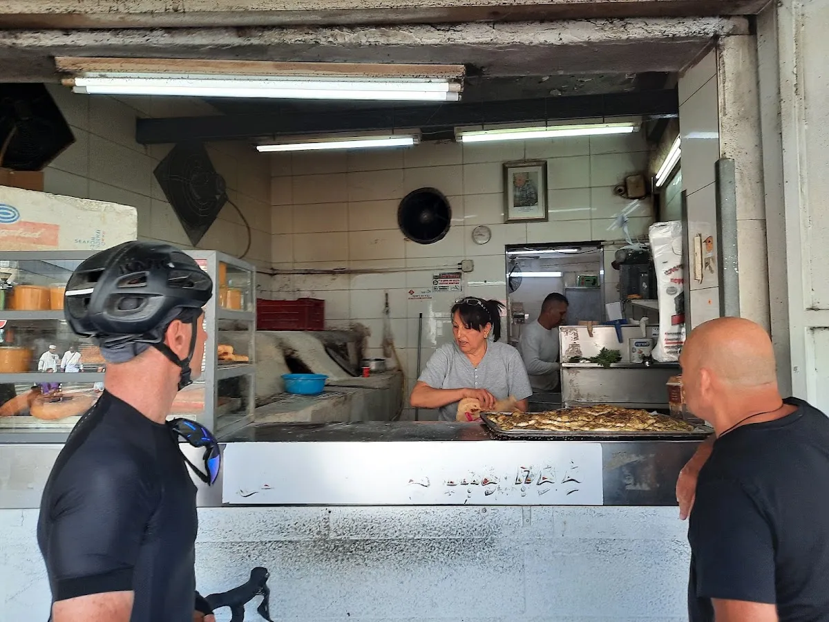 Yechezkel Cohen uVanav Bakery — photo 7