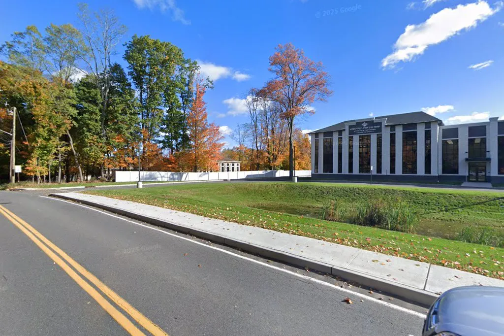 Yeshiva Belz monsey — foto 3