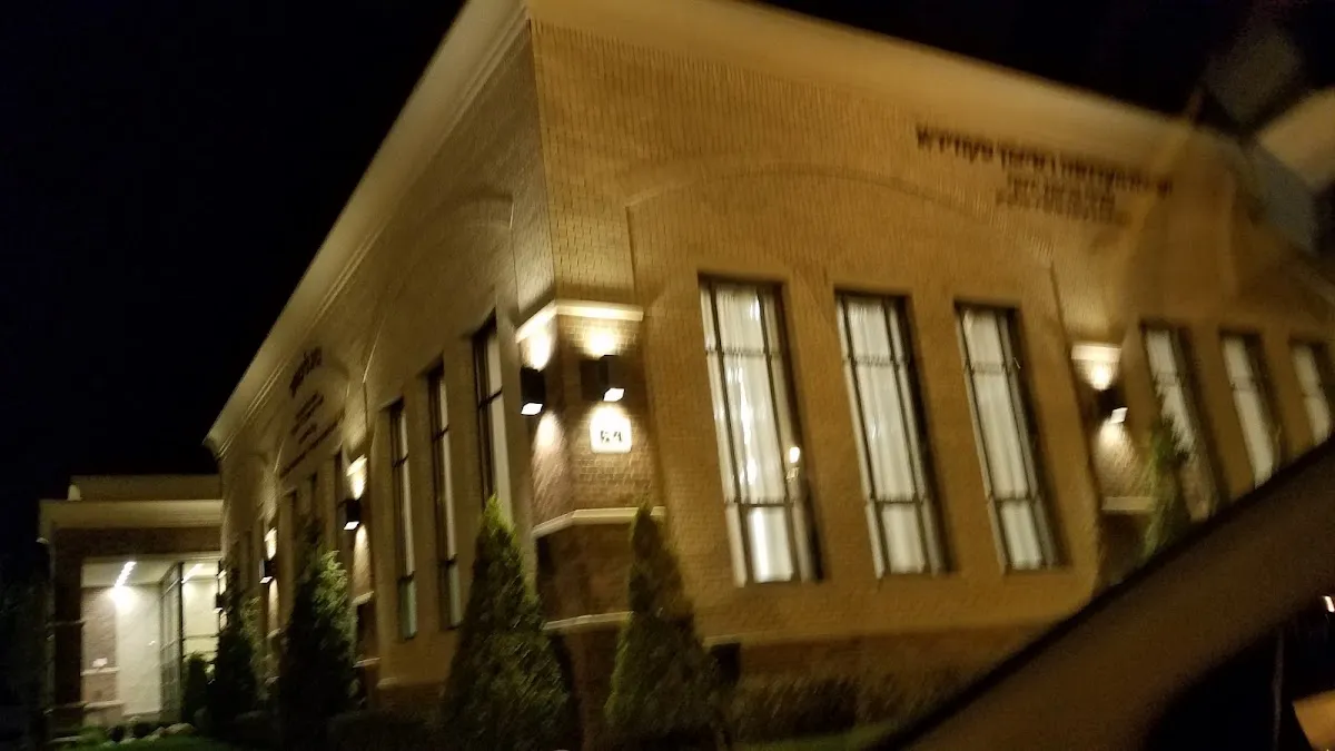 Yeshiva Gedolah Skver ישיבה גדולה ברכת יוסף — photo 5