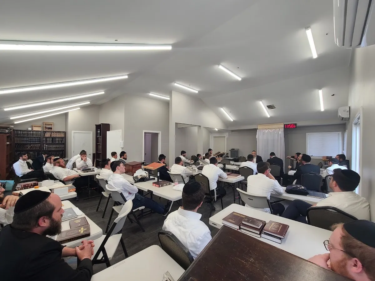 Yeshiva Nishmas Chaim — foto 6