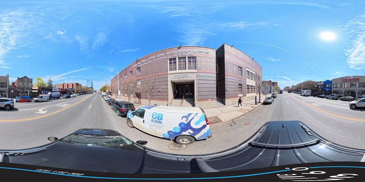 Yeshiva Rabbeinu Chaim Berlin — photo 2