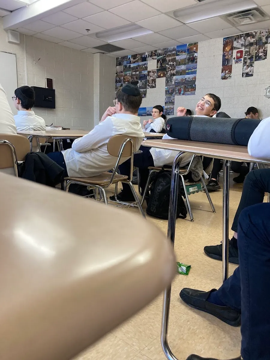Yeshiva Tiferes Yisroel — foto 2