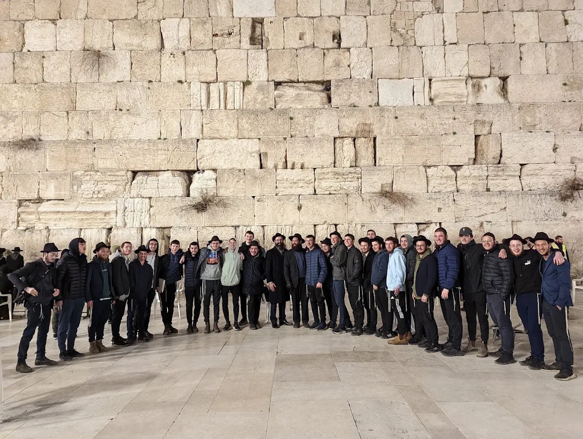 Yeshivas Lubavitch Tiferes Yisroel — photo 6