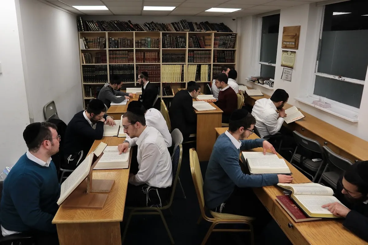 Yeshivas Toras Chaim — foto 6