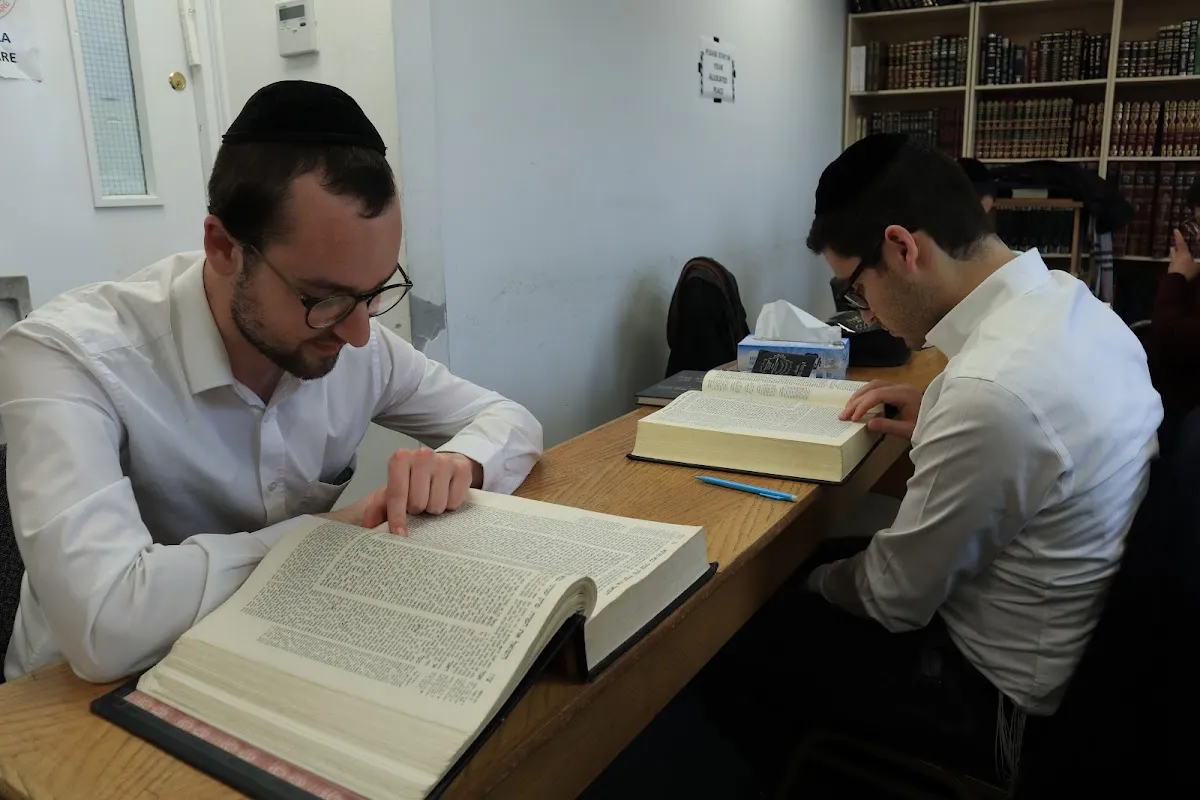 Yeshivas Toras Chaim — foto 10