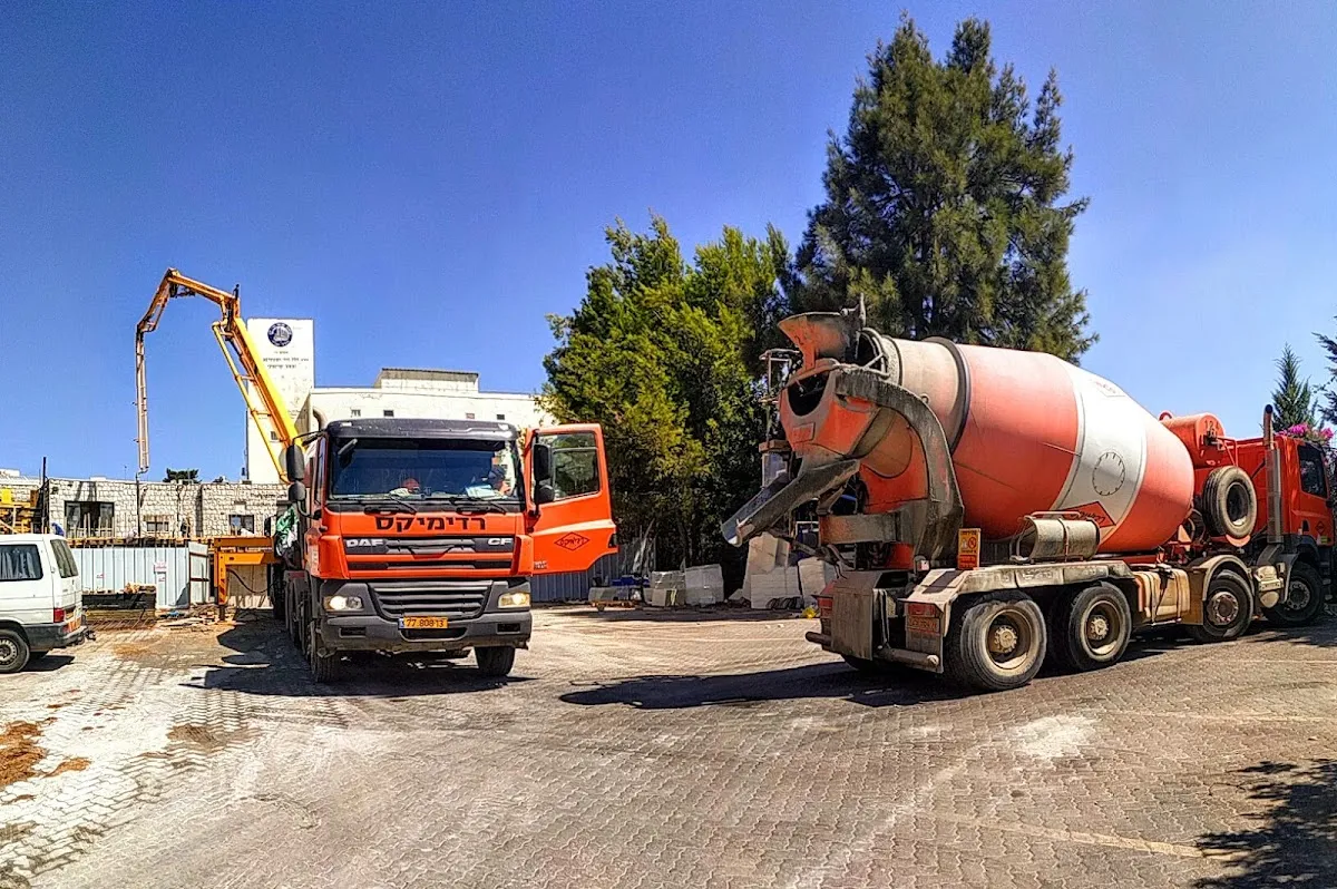 Yeshivas Tzeirei Hashluchim — foto 4