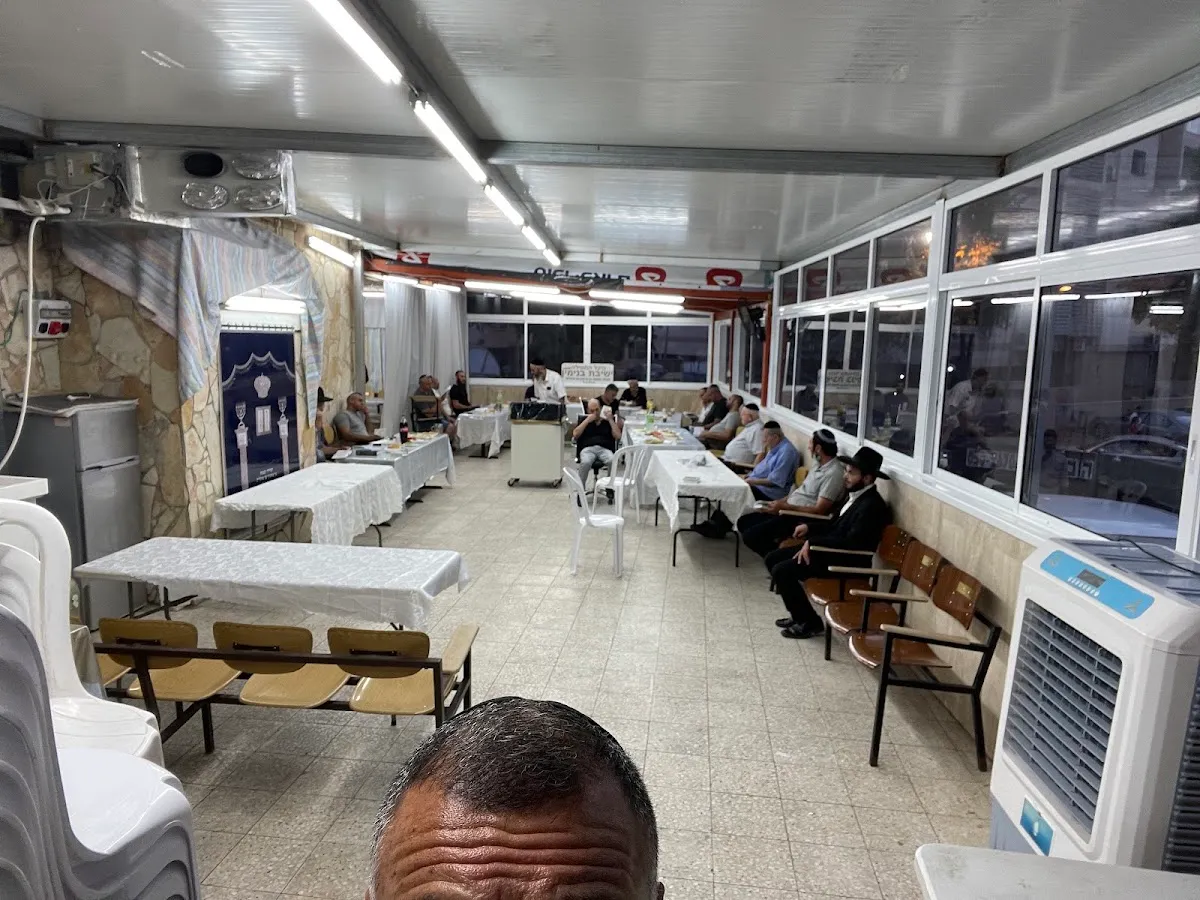 Yeshivat Binyamin Ahava VeAchva Synagogue (Egyptian Jews) — foto 5