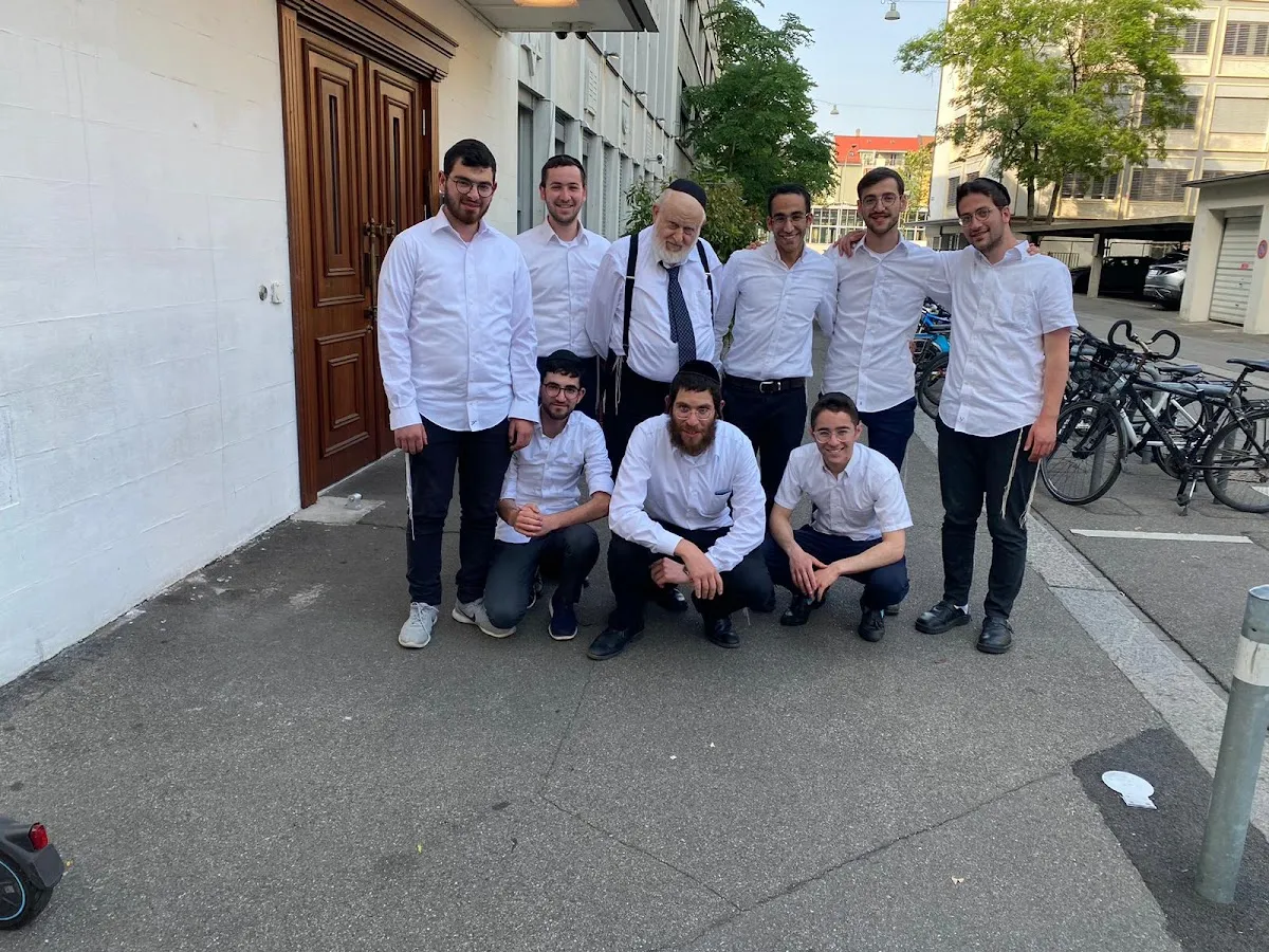 Yeshivat Derech Chaim Zürich — foto 7