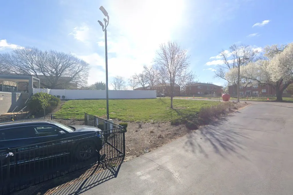 Yeshivat Kadimah High School — foto 2