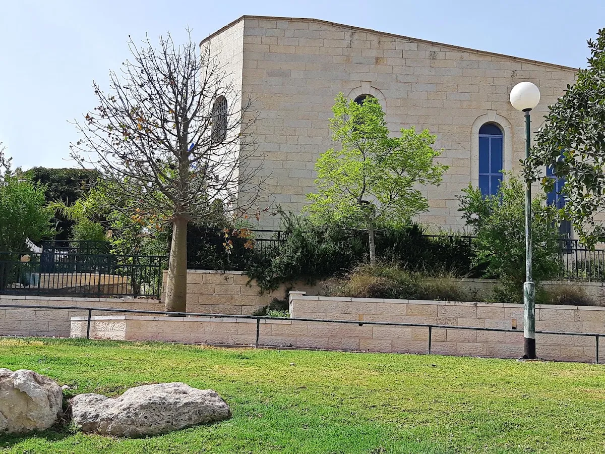 Yishai Ohel Gavriel VeRafael Synagogue — foto 5