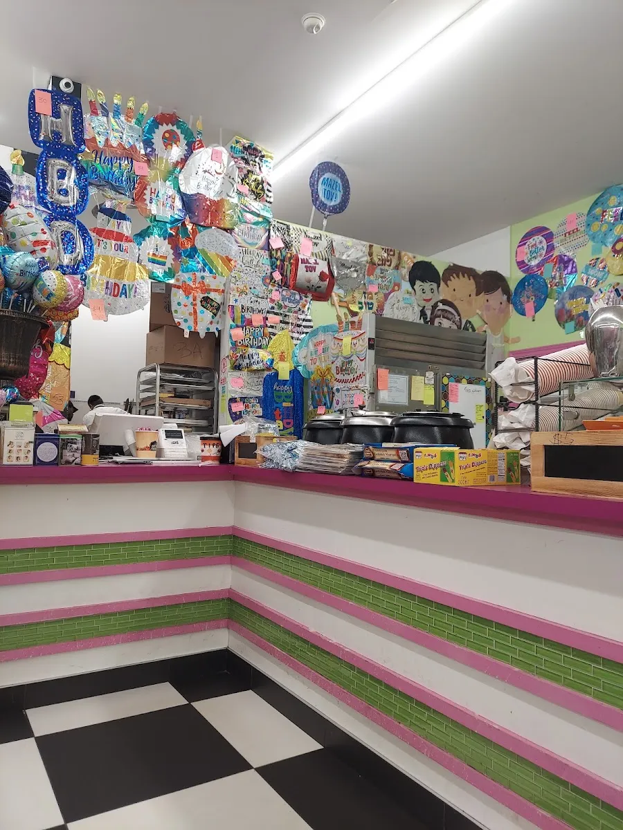 Yismach Yisroel (402 Lexington Ave) — photo 4