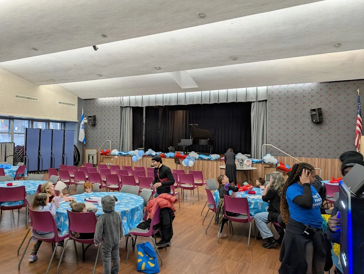 YM & YWHA of Washington Heights and Inwood — foto 6
