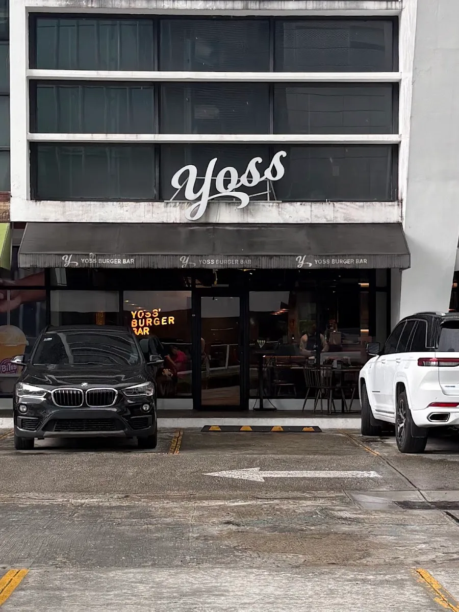 Yoss Burger Bar