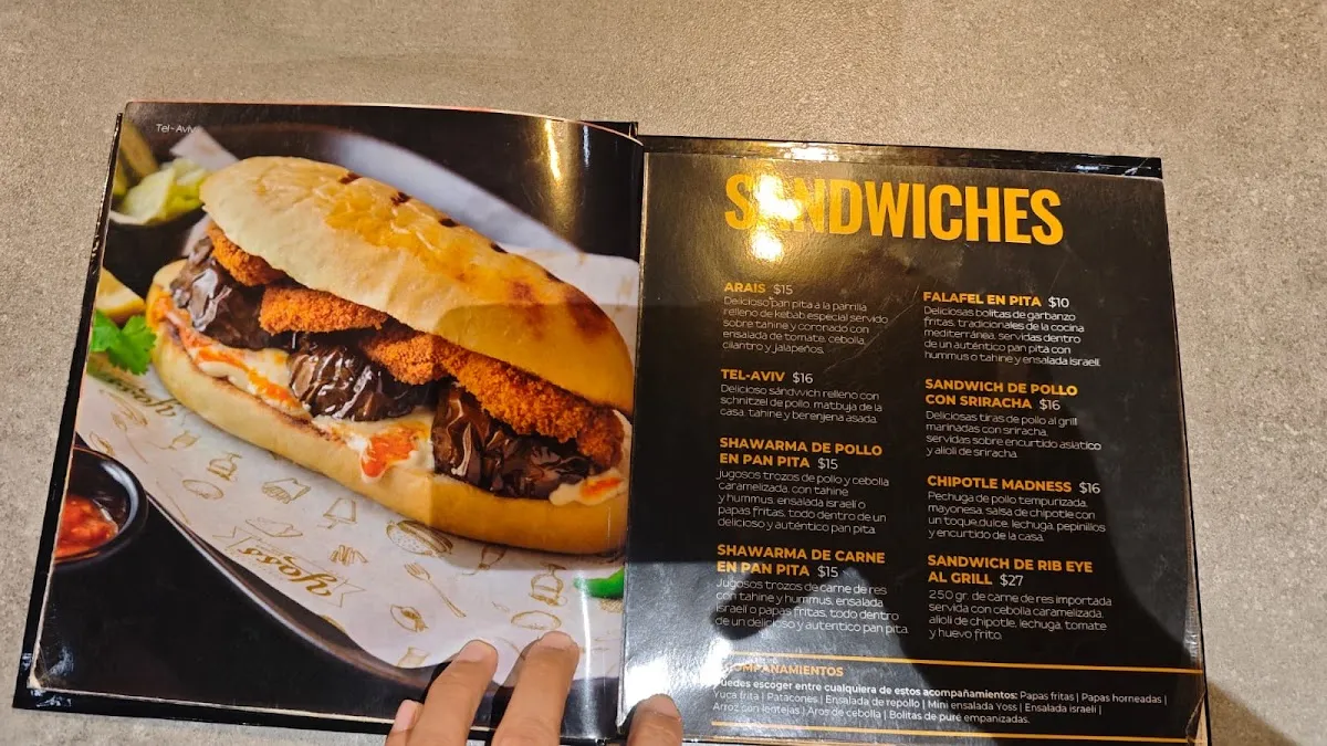 Yoss Burger Bar — photo 4