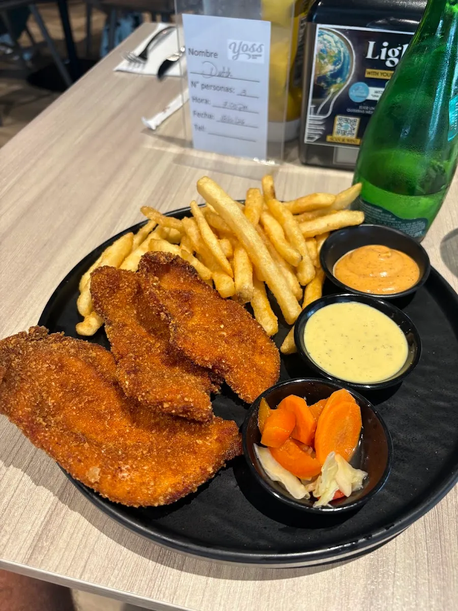 Yoss Burger Bar — photo 10