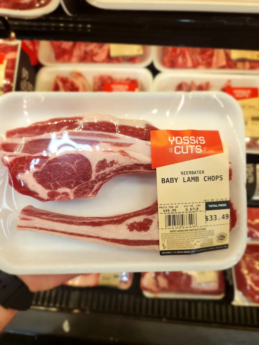 Yossi's cuts @ Seasons Lakewood — foto 7