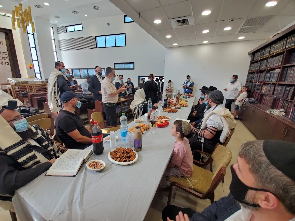 Yossie Raichik Shul (Kfar Chabad) — foto 6