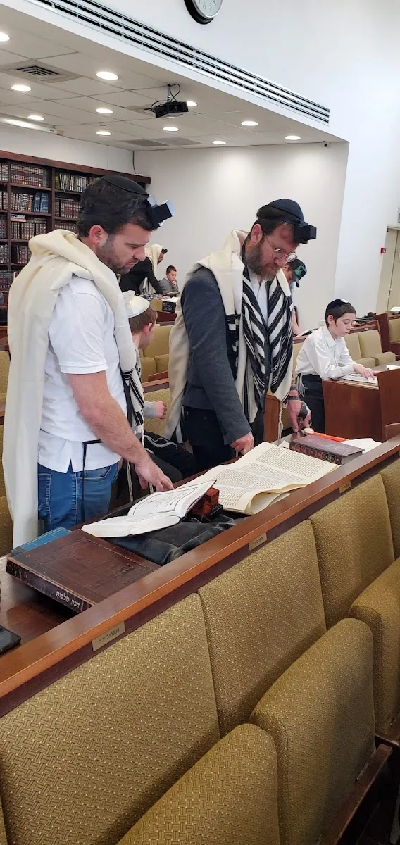 Yossie Raichik Shul (Kfar Chabad) — foto 8