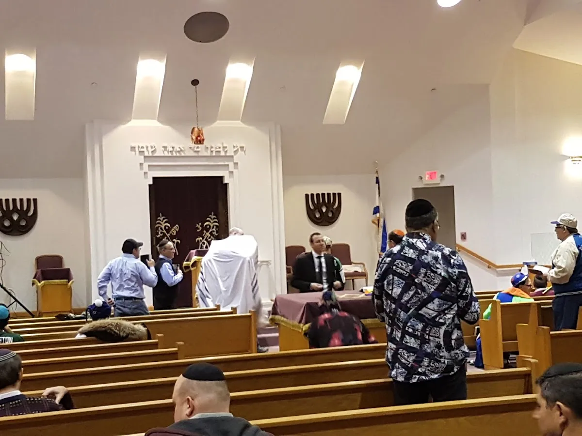 Young Israel-East Brunswick — foto 7
