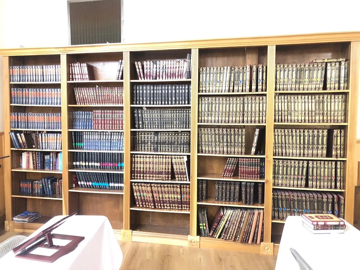 Young Israel of Beverly Hills — foto 3