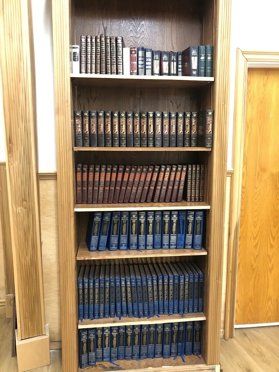 Young Israel of Beverly Hills — foto 4