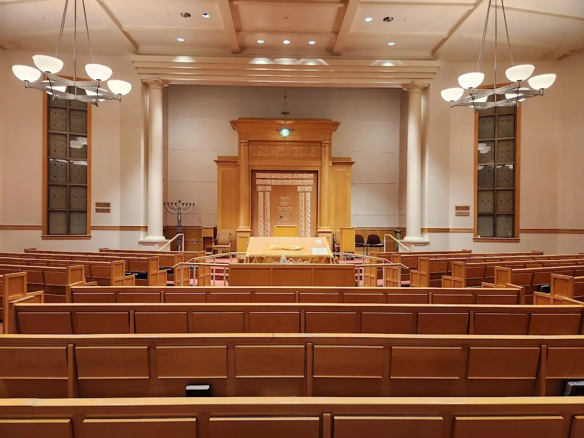 Young Israel of Brookline — foto 3