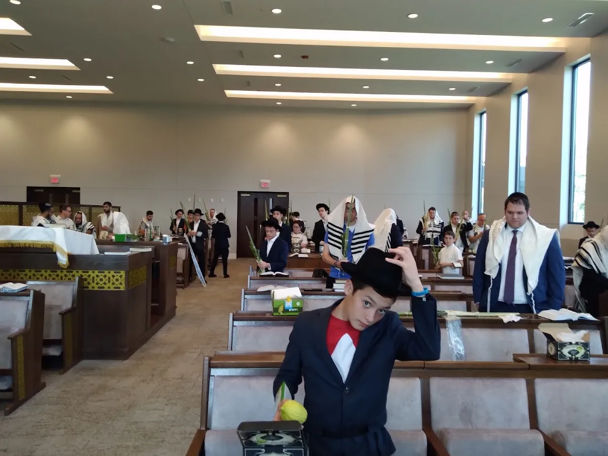 Young Israel of Houston — photo 7