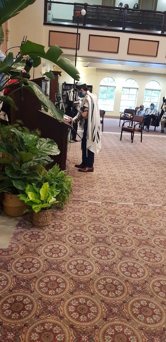 Young Israel of Kendall — photo 7