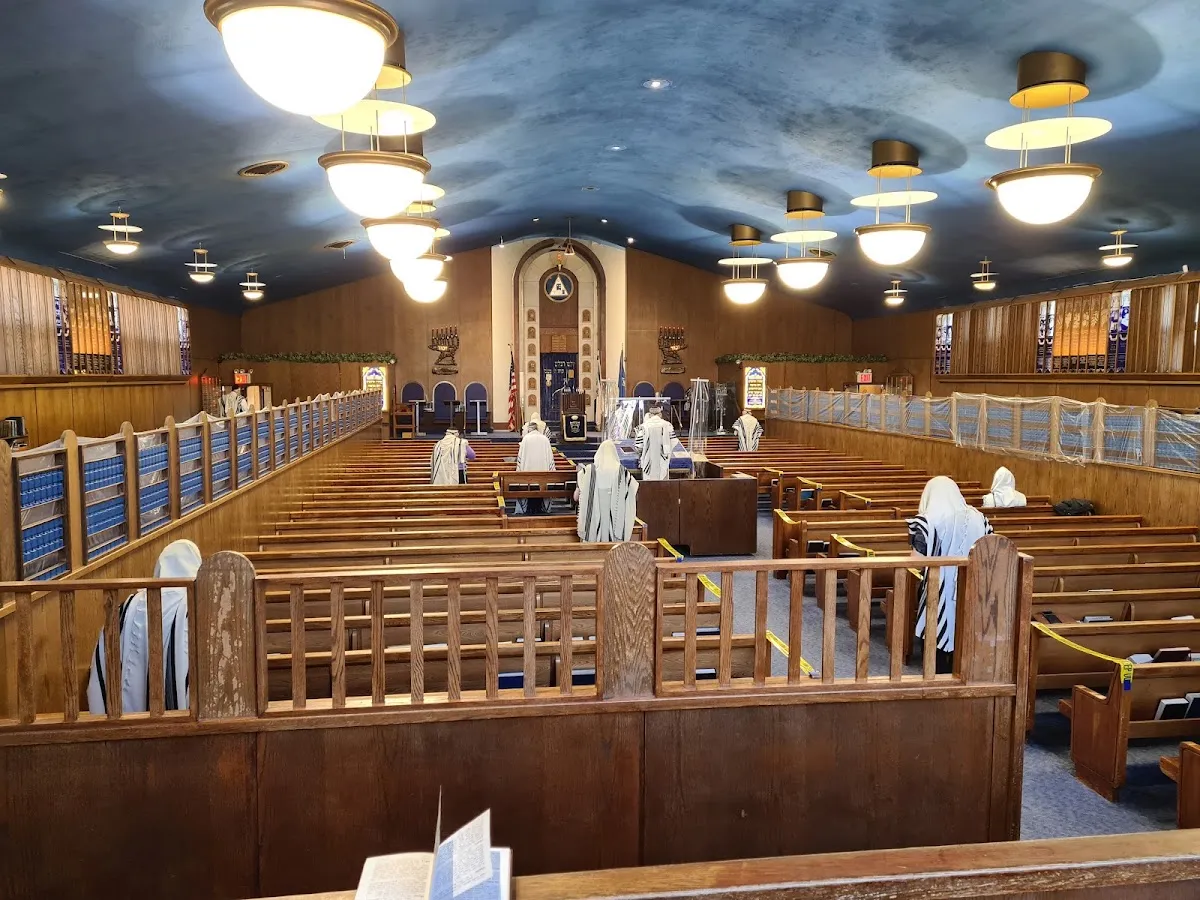 Young Israel of Kew Gardens Hills — foto 9