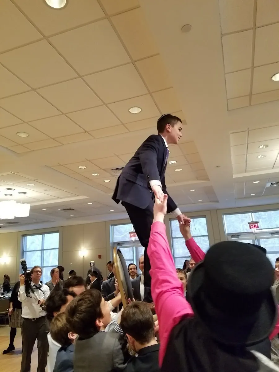 Young Israel of New Rochelle — foto 3
