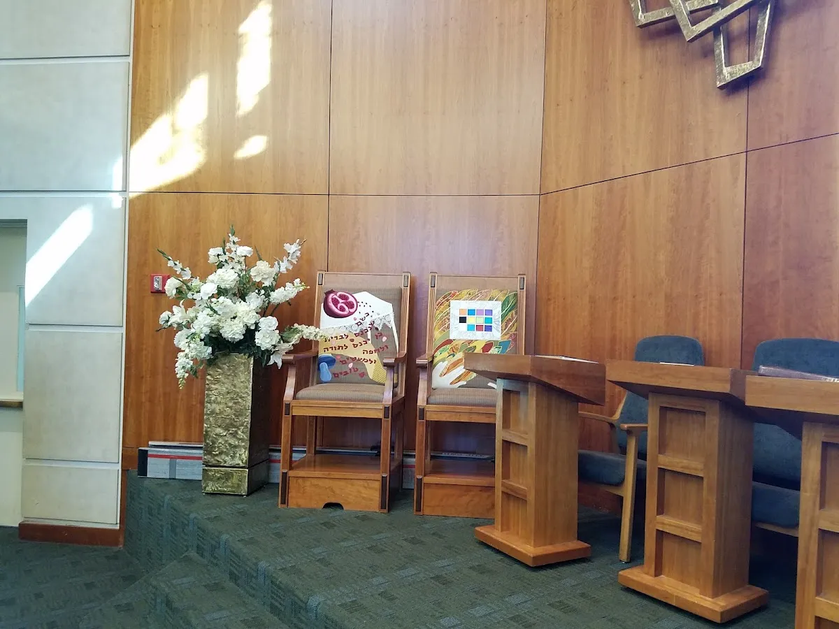 Young Israel of Woodmere — photo 8