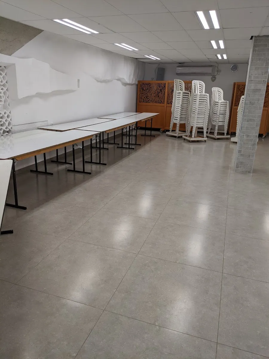 Young Israel Synagogue Petach Tikva — foto 8