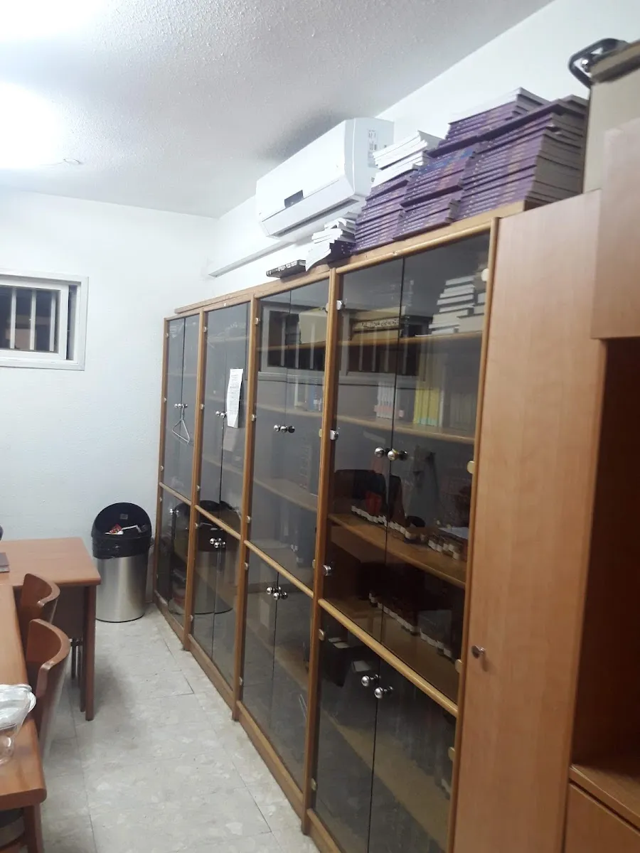 Young Israel Synagogue Petach Tikva — foto 10