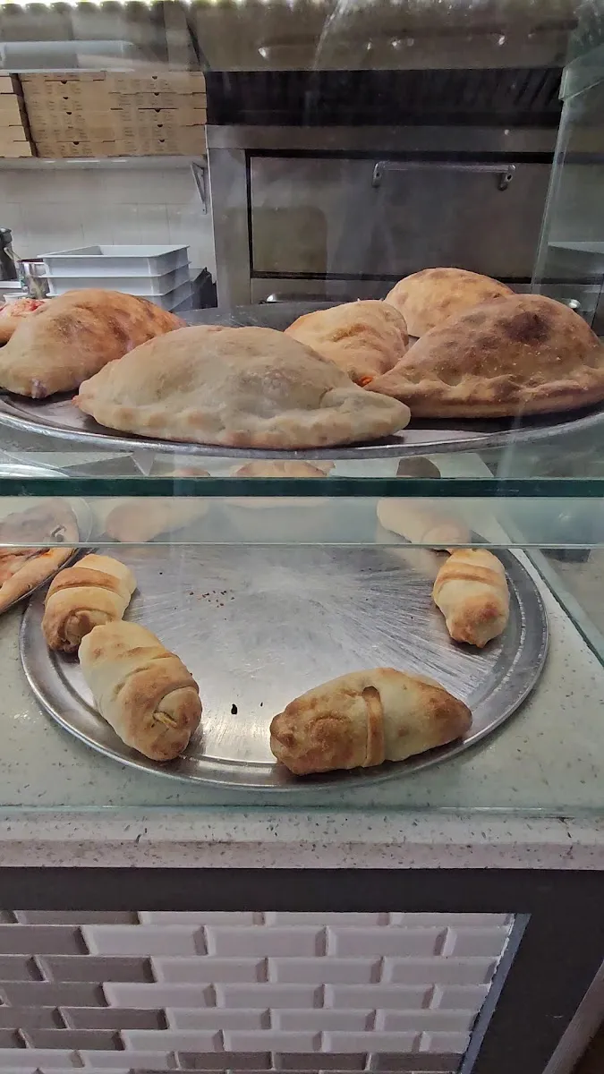 Yummy's Pizza - Monsey — foto 5