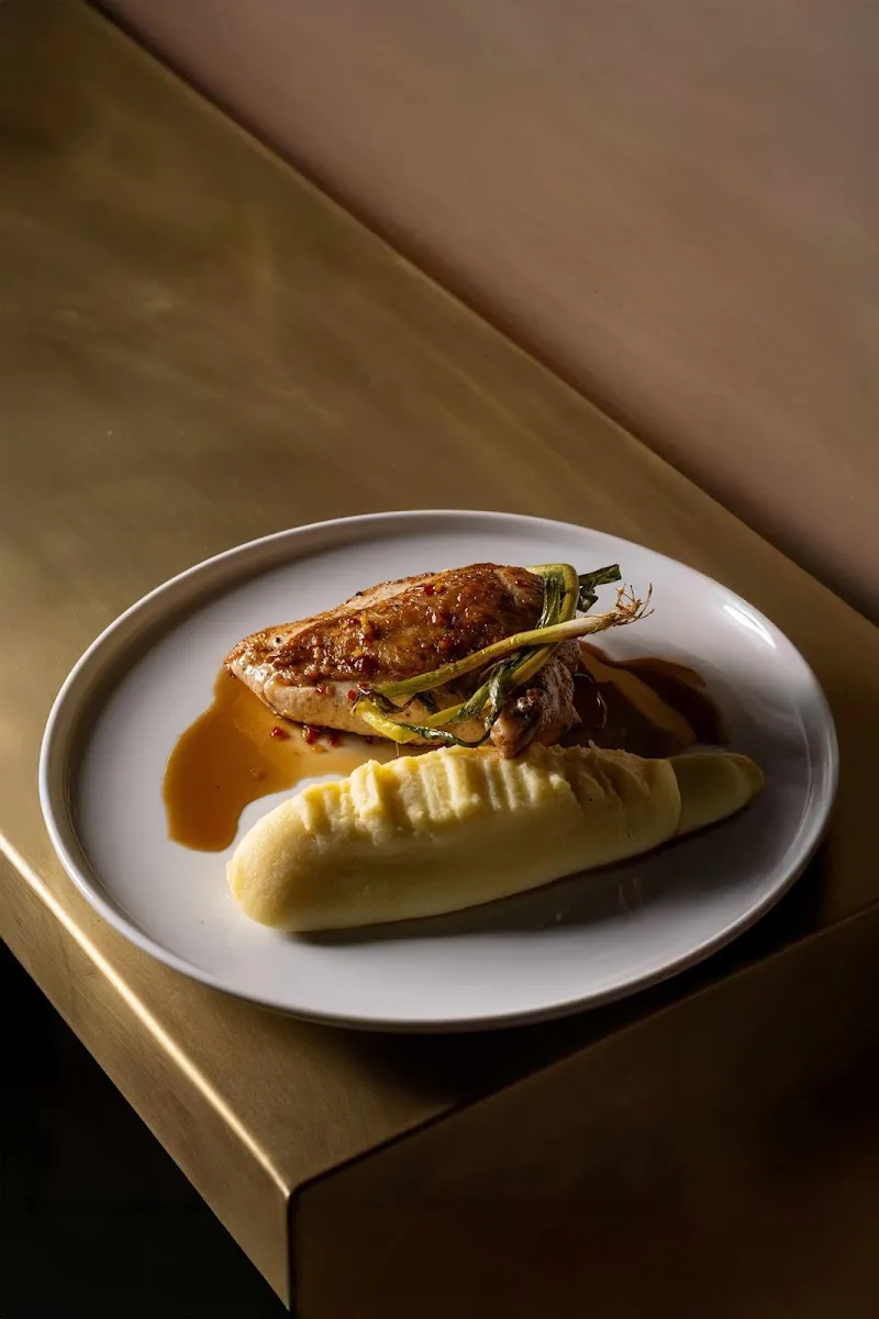 Zacks Brasserie — photo 4