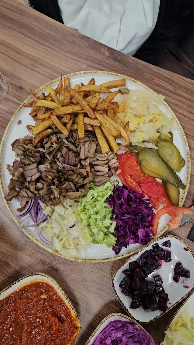 Zadok Bsarim Kosher Restaurant — photo 3