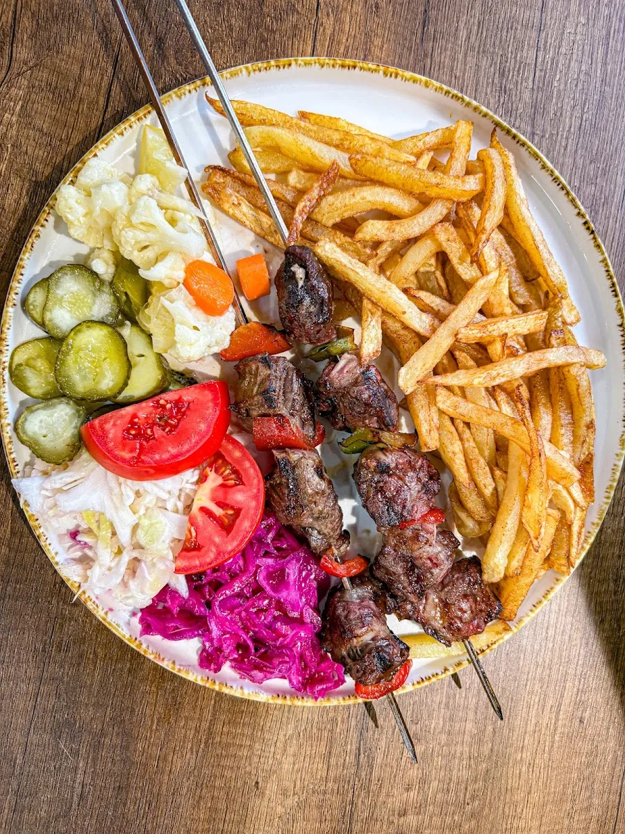 Zadok Bsarim Kosher Restaurant — photo 7