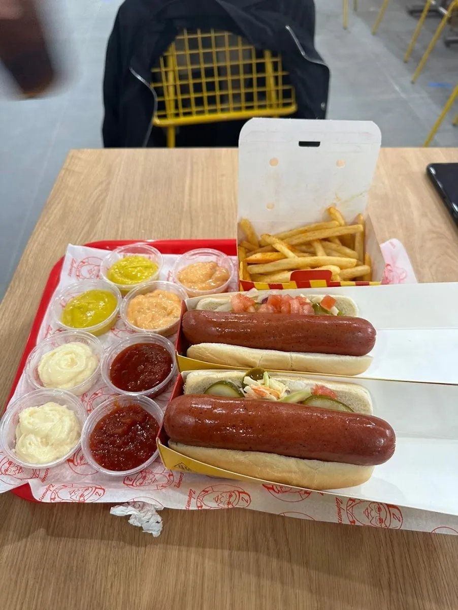Zalman's Hot Dogs — photo 3