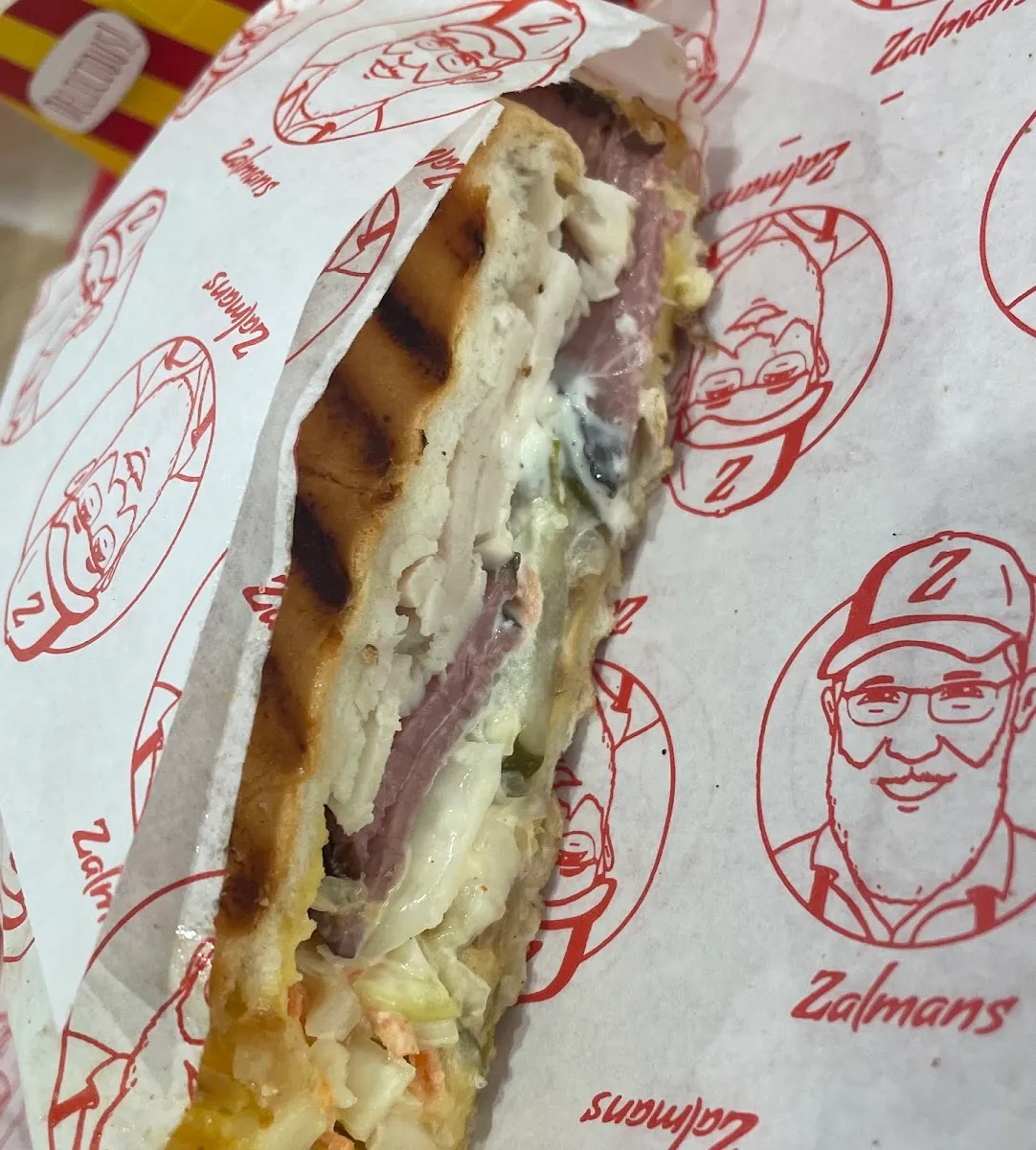 Zalman's Hot Dogs — photo 6