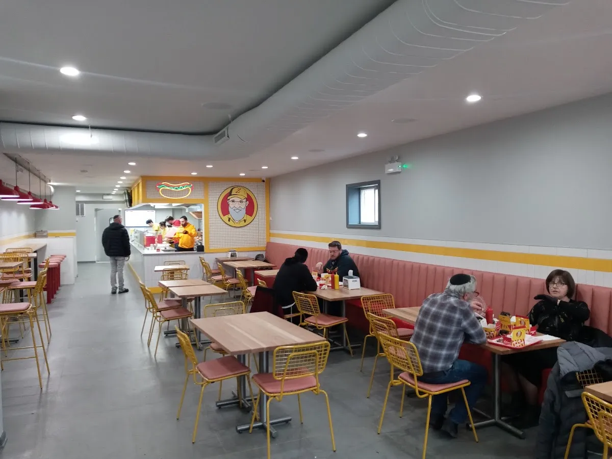 Zalman's Hot Dogs — photo 10